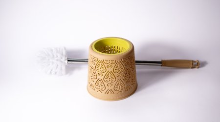 Toilet brush wooden color