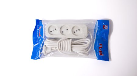 Three-way socket